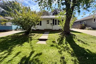 302 2nd St SE, Stewartville, MN 55976 - Photo 1
