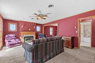 602 W Lyon St, Marshall, MN 56258 - Photo 13