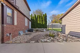 602 W Lyon St, Marshall, MN 56258 - Photo 59