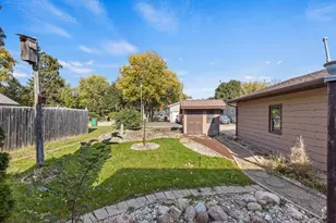 602 W Lyon St, Marshall, MN 56258 - Photo 61