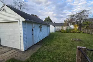 706 8th St SW, Austin, MN 55912 - Photo 5