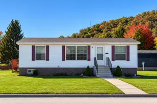 517 N High St, Rushford, MN 55971 - Photo 1