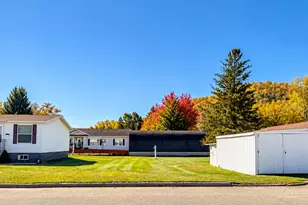 517 N High St, Rushford, MN 55971 - Photo 23
