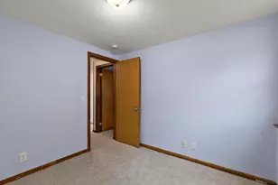 6924 Scott Ave N, Brooklyn Center, MN 55429 - Photo 23