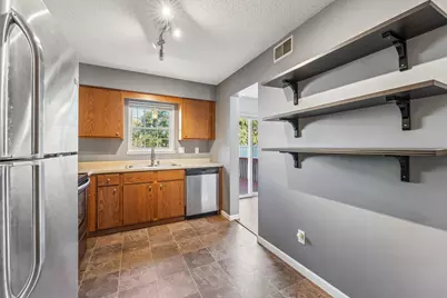 10651 Sherman Drive, Eden Prairie, MN 55347 - Photo 15