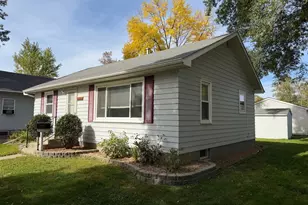 129 E Ronning Ave, Appleton, MN 56208 - Photo 3