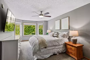 8409 Townsend Dr, Eden Prairie, MN 55344 - Photo 27