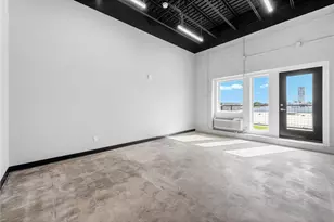 801 SE 9th St, Minneapolis, MN 55414 - Photo 5