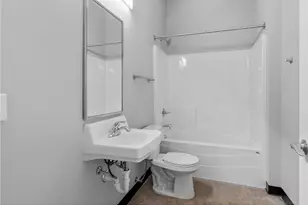 801 SE 9th St, Minneapolis, MN 55414 - Photo 11