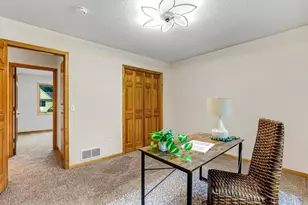 2413 Bridle Creek Trail, Chanhassen, MN 55317 - Photo 25