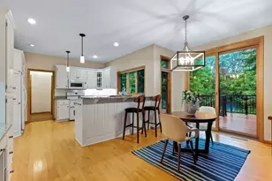 2413 Bridle Creek Trail, Chanhassen, MN 55317 - Photo 11