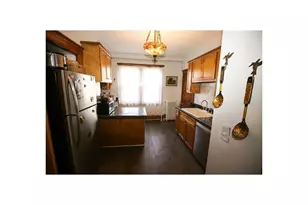 911 Dayton Ave, Saint Paul, MN 55104 - Photo 3