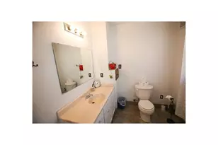 911 Dayton Ave, Saint Paul, MN 55104 - Photo 11