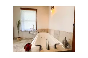 911 Dayton Ave, Saint Paul, MN 55104 - Photo 11