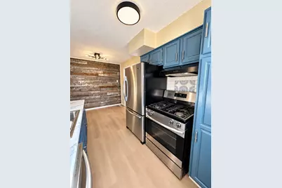 2057 Sherwood Avenue, Saint Paul, MN 55119 - Photo 11