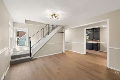 2057 Sherwood Avenue, Saint Paul, MN 55119 - Photo 9