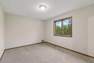 12708 Diamond Dr, Burnsville, MN 55337 - Photo 35