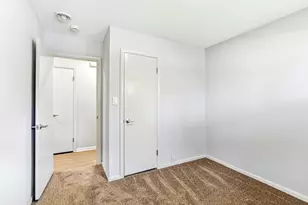 401 Turnpike Rd, Golden Valley, MN 55416 - Photo 23