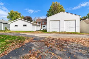 214 Broadway St, Hanska, MN 56041 - Photo 59