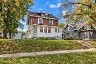 214 Broadway St, Hanska, MN 56041 - Photo 1
