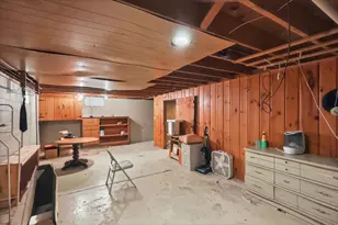 913 9th St S, Virginia, MN 55792 - Photo 15
