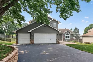 12628 Dutch Ct, Apple Valley, MN 55124 - Photo 3