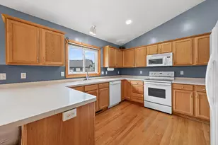 12628 Dutch Ct, Apple Valley, MN 55124 - Photo 15