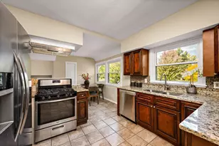 2338 15th Ave E, North Saint Paul, MN 55109 - Photo 7