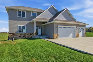 1611 92nd St, New Richmond, WI 54017 - Photo 57