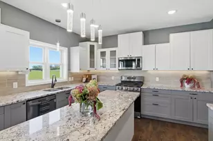 1611 92nd St, New Richmond, WI 54017 - Photo 13