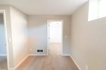 625 Rosswood Lane, Wayzata, MN 55391 - Photo 33