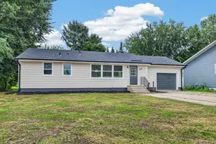 1211 Sunnyside Dr, Farmington, MN 55024 - Photo 1