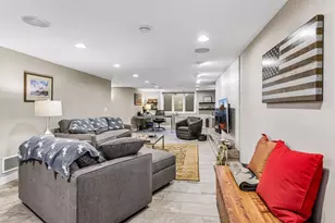 6100 Idylwood Dr, Edina, MN 55436 - Photo 27