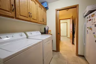 605 Cottonwood Ave, Litchfield, MN 55355 - Photo 15