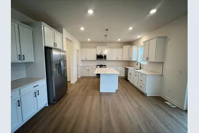 7460 Lotus Lane, Lino Lakes, MN 55038 - Photo 3