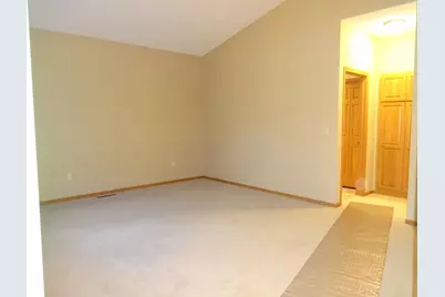 16635 42nd Avenue N, Plymouth, MN 55446 - Photo 7