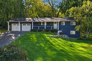 19151 Hanus Rd, Minnetonka, MN 55345 - Photo 41