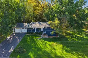 19151 Hanus Rd, Minnetonka, MN 55345 - Photo 29