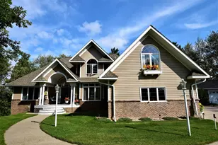 204 River Dr NE, Baudette, MN 56623 - Photo 3