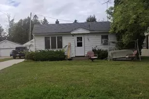 4115 4th Ave E, Hibbing, MN 55746 - Photo 1