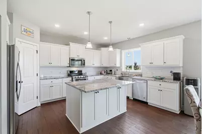 15606 Pennsylvania Avenue, Prior Lake, MN 55372 - Photo 9