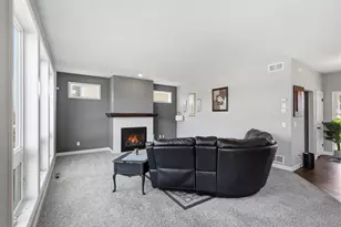 15606 Pennsylvania Ave, Prior Lake, MN 55372 - Photo 3