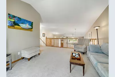 21371 Idaho Avenue, Lakeville, MN 55044 - Photo 5