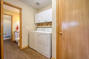 8469 Powers Pl, Chanhassen, MN 55317 - Photo 27
