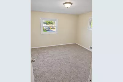 6706 Drew Avenue N, Brooklyn Center, MN 55429 - Photo 15