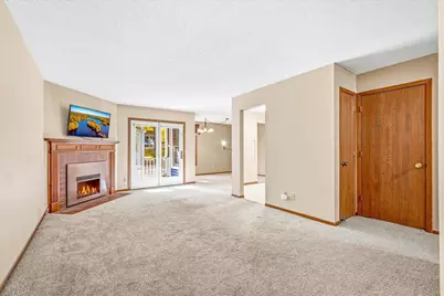 10938 Quebec Avenue S, Bloomington, MN 55438 - Photo 3
