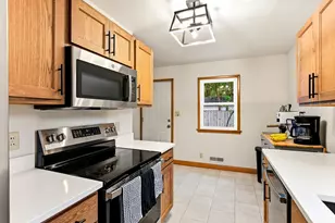 1440 Lydia Ave W, Roseville, MN 55113 - Photo 7