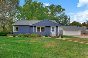 1440 Lydia Ave W, Roseville, MN 55113 - Photo 3