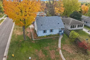 128 E Mankato St, Duluth, MN 55803 - Photo 3