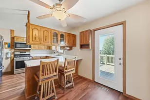 34641 Plum Hill Ln, Avon, MN 56310 - Photo 11